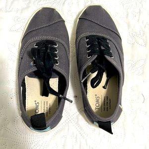Toms toddler 13.5